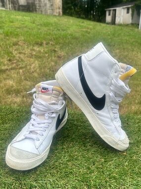 Nike White Black High-Top Sneakers